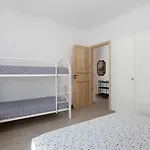 4 Ameglia