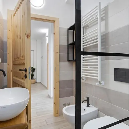 4 Apartment
