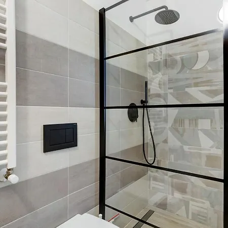 4 Apartment